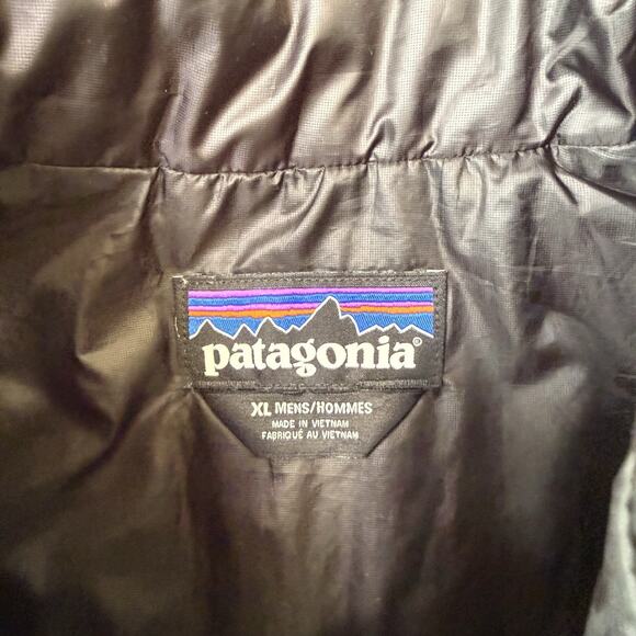 Patagonia Nano Puff Vest XL Black Insulated Full Zip Minimalist Outerwear - Picture 7 of 9